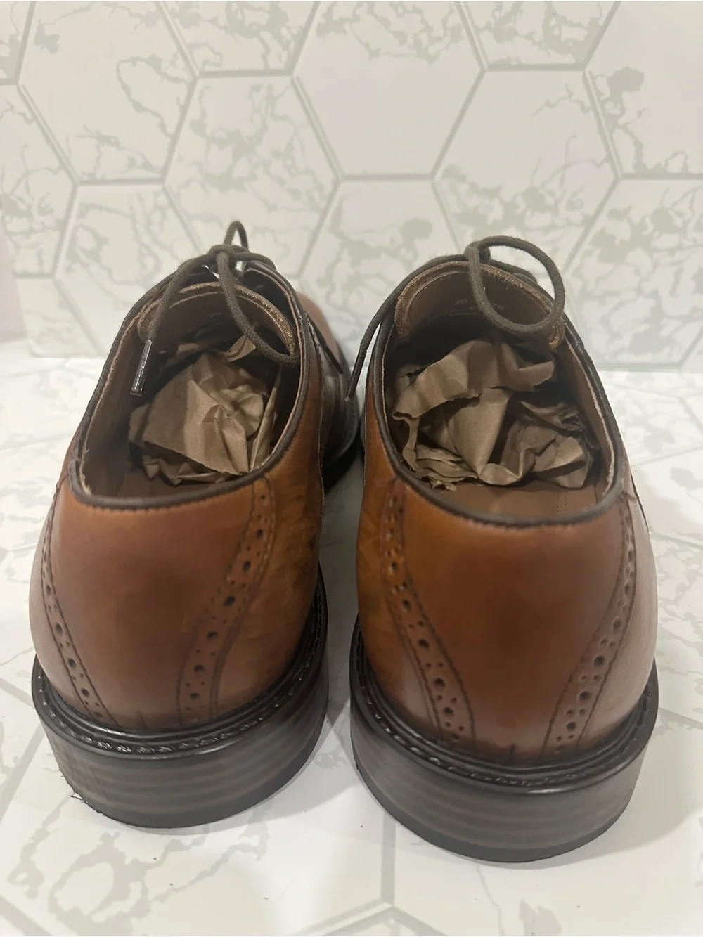 Johnston & Murphy Tan Brown Leather Wingtip Oxfords